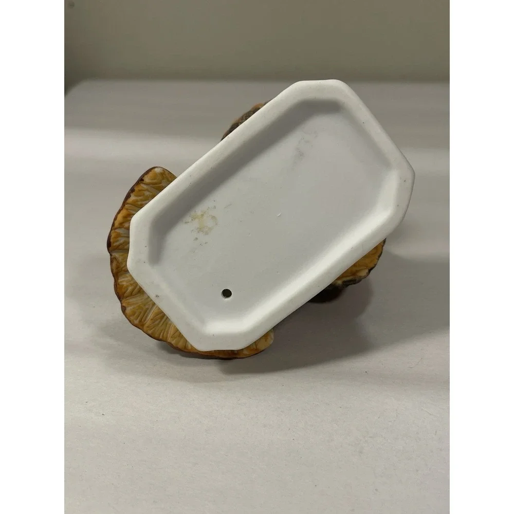 Bird by Juicy Couture small brown
